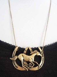 Topshop Horseshoe Necklace